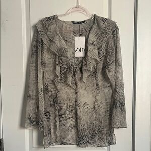 Zara Textured Gray Ruffle Blouse